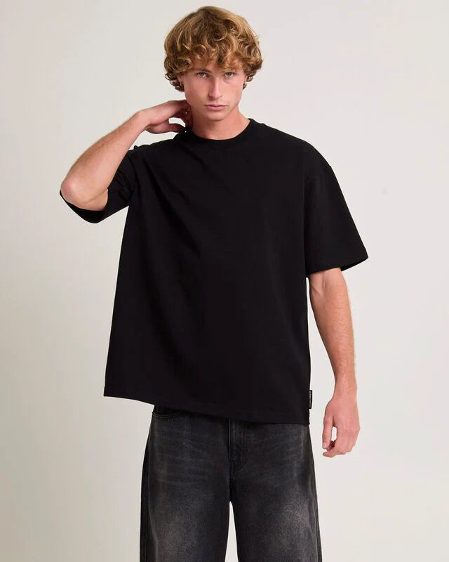 Essential Black Oversized T-Shirt